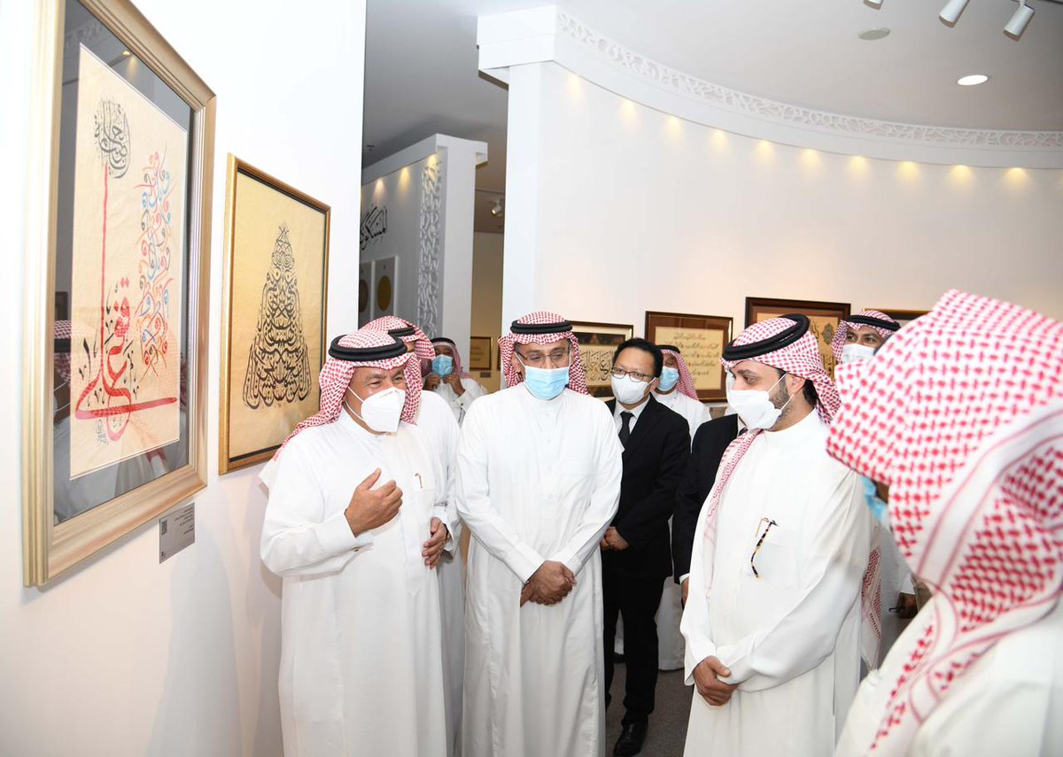 مكتبة الملك عبدالعزيز تدشن معرض الخط العربي في 3 عواصم
