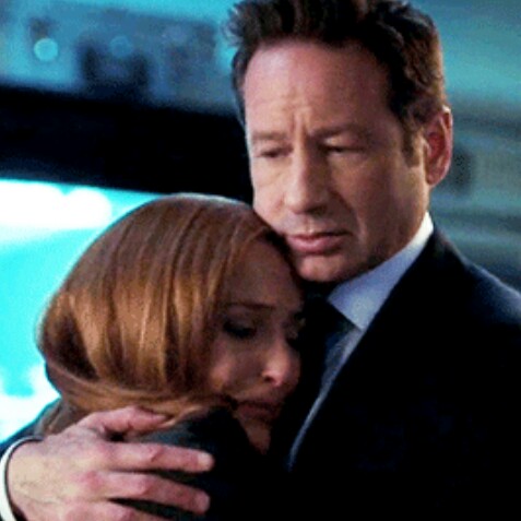 because your hugs touch my soul.. 💕
#refuge 
#mulder #scully #touching #moments #purelove #myfavoriteplace #goodtime #badtime