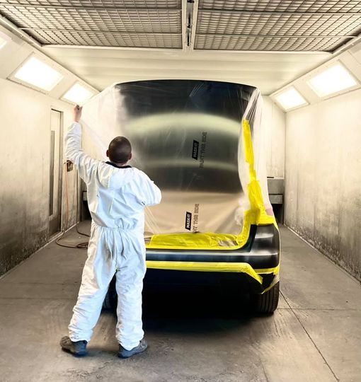 🌟This beauty in the bodyshop for a freshen up today! 🌟

Smart body work repairs from £50.00! 

Give us a call on 0117 911 2785 for a free no obligation quote!