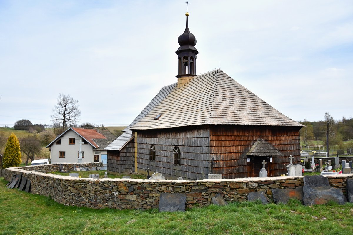 moravskyturista's tweet photo. Nový, leč z jistých důvodů tak trochu archivní pozdrav na webu - Poslední v kraji
https://t.co/wnaVogAOon #kostel #potstat #oderskevrchy #sudety #lidovaarchitektura https://t.co/Mq4bZwQyKl