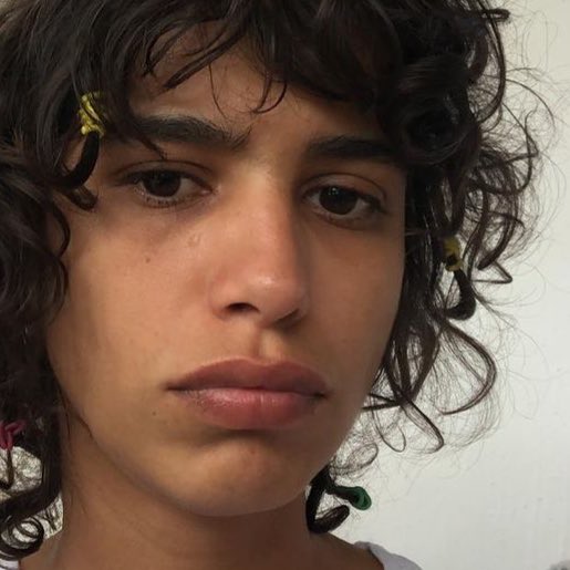 holaaa, hice esta cuenta para subir contenido sano de la modelo Mica Argañaraz, si pueden dar rt para llegar a mas gente seria buenismo! <3