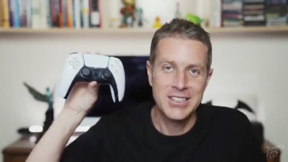 LozCorp's tweet photo. @exponential2020 Fuck gaycaffrey he's blocked almost all of the @Xbox community and still calls himself the Xbox Expert 🤣🤣🤣🖕#Ryan go to playstation with ya buddy #GeoffStranding and blow on a controller https://t.co/SuSYG8OtZf