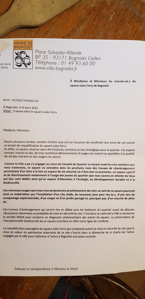 CouturesCollect's tweet photo. Square Ferry.
La comunication de la maire de #Bagnolet signé de m. Adj. Au maire m. Cisse et https://t.co/Nw6pR9MI7C Bille. Pas de constat phytosanitaire pour l'instant.
Demain 7 arbres seront abattus. 
@Tony_Di_Martino 
@oursonne93 https://t.co/PGqqRgcnSL
