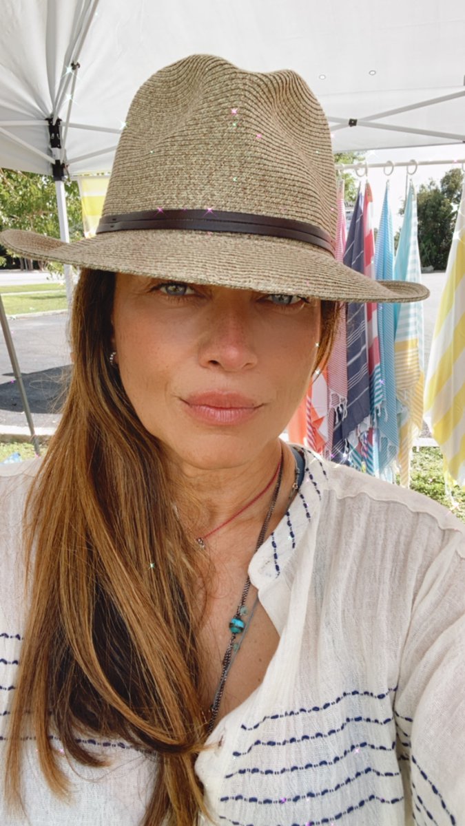 Bandeosh's tweet photo. Come and check out our new spring/summer
Collection at our new pop up shop on 816 licoln lane.
#Bandeosh#thatsdarling #stylediaries #beachstyle #travelinstyle #styleblogger #fashioninspo #fashionblogger #styleinsp #bohovibe https://t.co/GwFdtUTFjQ