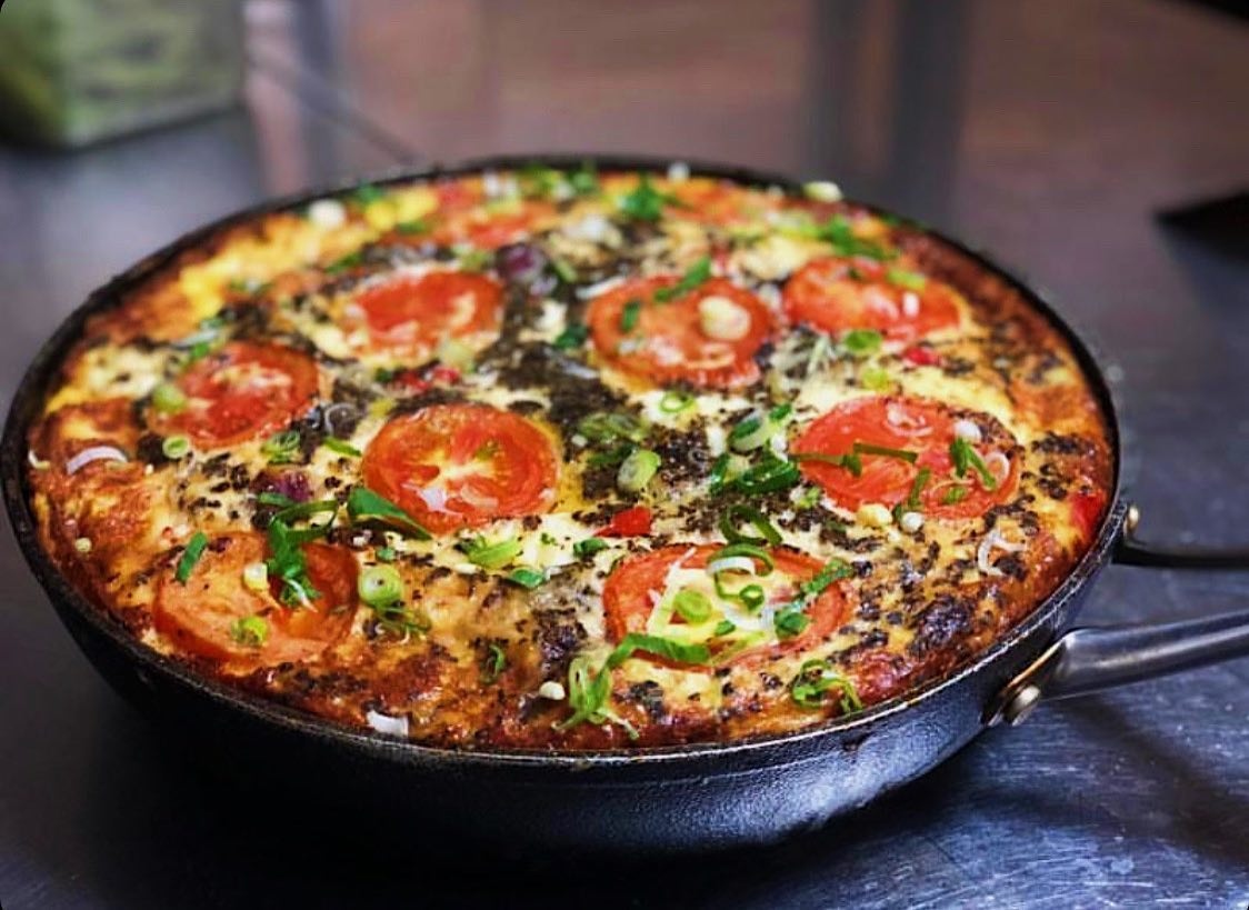 whatstudu's tweet photo. Check out this mouthwatering Spanish Tortilla from @thecornerplace 💯💯 Every dish is crafted by owner and chef, Charles Co, who draws inspiration from his Filipino-Chinese roots! 🥰
📷: @thecornerplace

#torontoeats #toronto #yyz #gta #gtaeats #torontofoodie #torontofoods https://t.co/VArM9QedEM