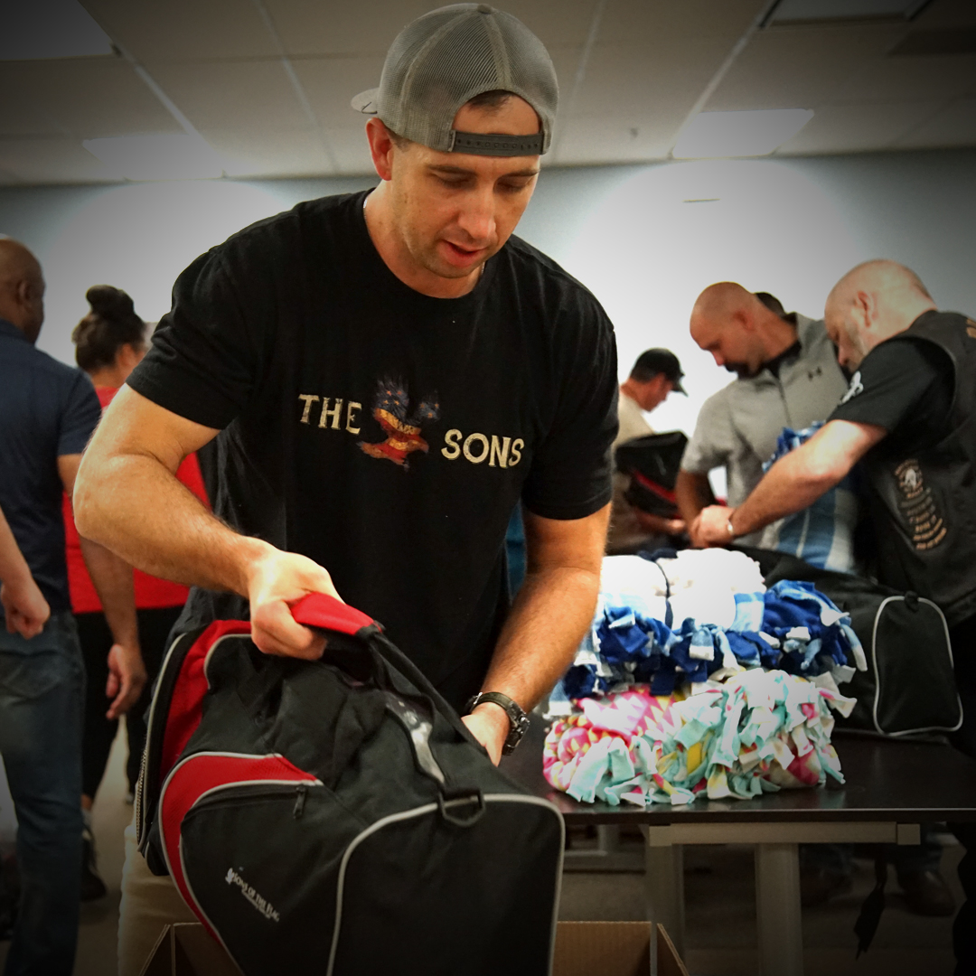 Thanks to the help of our supporters we've sent out hundreds of our immediate emergency items, Go Bags, across the entire country. And for only $75.
sonsoftheflag.givingfuel.com/donate
#FightBurns #BurnSurvivorSupport #Parkland #GoBags