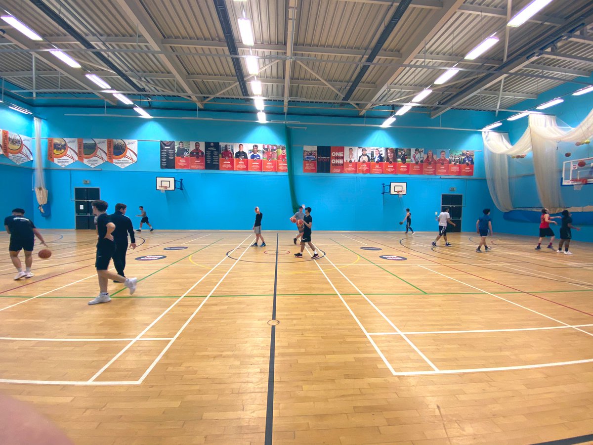 NSCGAoS's tweet photo. Great to see academy back in training today...🙌🏽🔥 #aoc #basketball #football #OneTeamOneDream #academy https://t.co/igH7sh8RUO