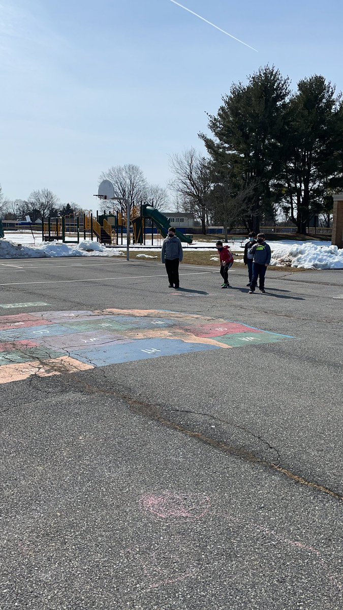 BASD_MrsCorrell's tweet image. Getting outside on this beautiful day! #almostspringtime @GovernorWolf