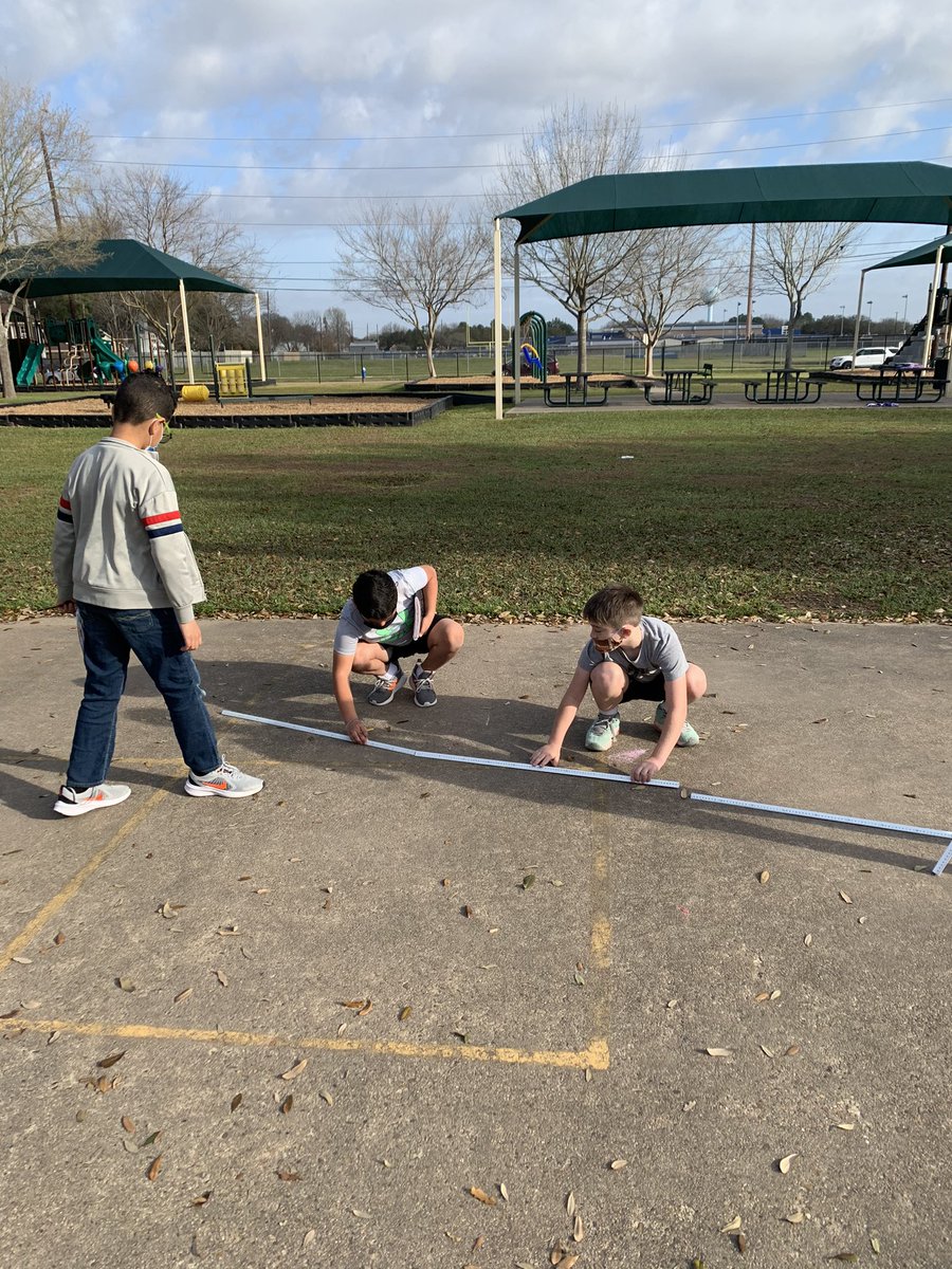 BA_Brown_'s tweet photo. @JHE4th is having fun using their measurement and data skills to measure the length of their shadows! They will use the data they collect to create a dot plot, frequency table, and tally chart. https://t.co/7yhUERmKGQ
