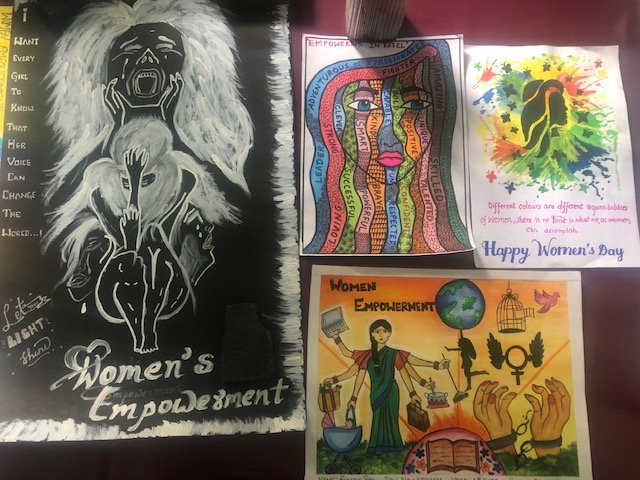 ELPrograms's tweet photo. In celebration of #InternationalWomensDay, #VirtualFellow Vicki Hale judged an art competition at a women’s college in #Visakhpatnam, #India.
#lifeofafellow #exchangeourworld #theworldisourclassroom https://t.co/uWpK7lDN4d