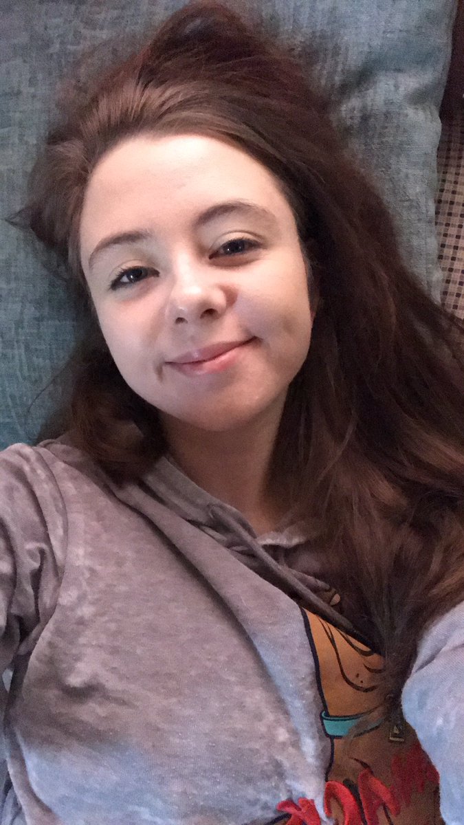 janelane_sg's tweet photo. Come nap w me https://t.co/PoKgWS8Gez