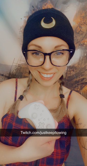 I&rsquo;ll be dancing at @kitkatclubpdx this Friday and Saturday night 4-11pm!  Also catch me on twitch tonight<a class="tags" target="_blank" title="On Twitter" href="/?out=eyJ0eXAiOiJKV1QiLCJhbGciOiJIUzUxMiJ9.eyJpYXQiOjE3MjE0MzEwOTUsImlzcyI6InR3cG9ybnN0YXJzLmNvbSIsIm5iZiI6MTcyMTQzMTA5NSwiZXhwIjoxNzUyOTY3MDk1LCJyZWRpcmVjdF91cmwiOiJodHRwczovL3R3aXR0ZXIuY29tL2tpdGthdGNsdWJwZHgifQ.3GViyHLEK9SNfu6UvB8lH84hLcX-Uw0QQcfCYHUb0SvMbt8Nc7OyFOA-pL1MkziwIfvMnhi5cj9nBKvJlcJEFQ">@kitkatclubpdx</a><a href="/tag/mvsales"class="tags"><span>#mvsales</span></a>