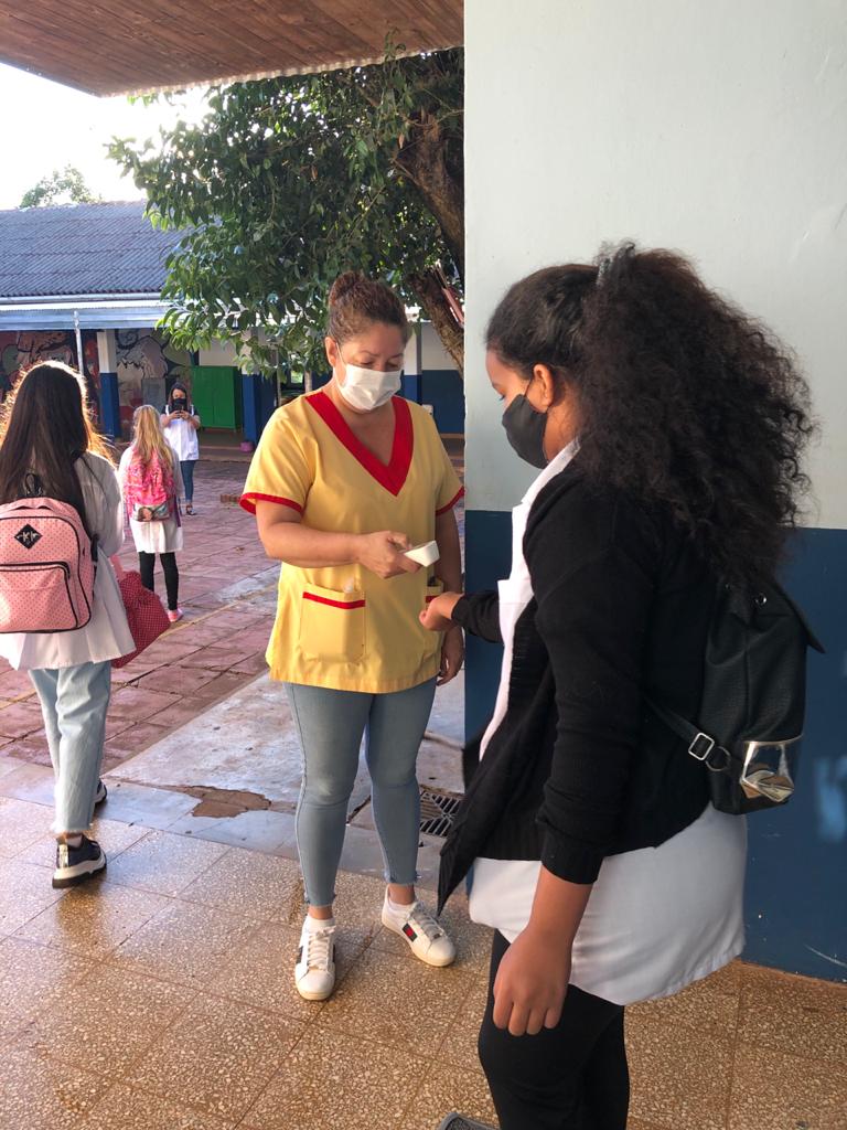CGEMisiones's tweet photo. ALEM. Escuela Provincial N° 62  comenzando las clases presenciales siguiendo los protocolos establecidos. 

¡Feliz inicio del ciclo lectivo!

#VueltaAClases

@jalbertogalarza @miguel_sedoff @misioneseduca @DanteGenessini https://t.co/g1sSHV2wOV