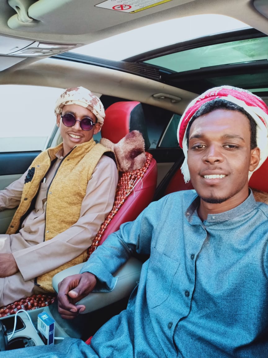 ع الله حكأيتنااا🌻