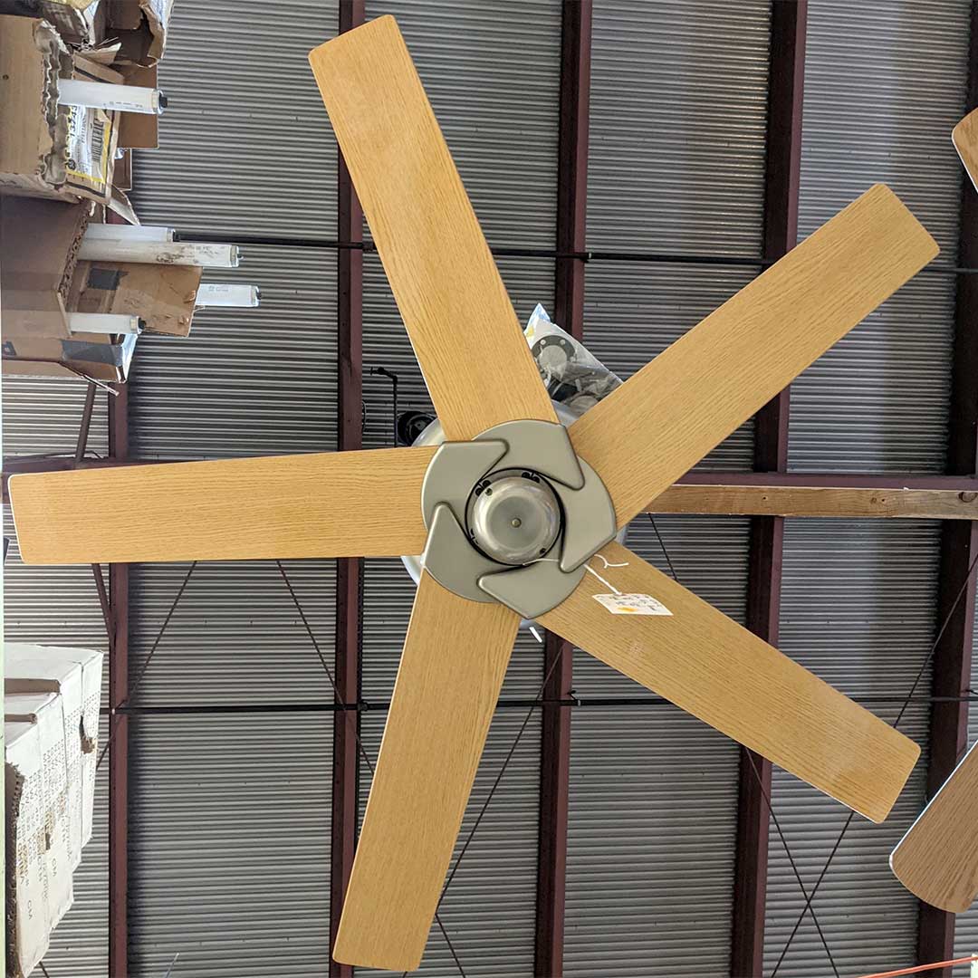 CommForklift's tweet image. Isn’t this #ceilingfan cool? I like how the fan blades come together and overlap in the center. It reminds me of a #camerashutter! More info (it comes with a #remotecontrol!) and photos in the listing on the #CommunityForklift Marketplace. communityforkliftmarketplace.org/collections/al…