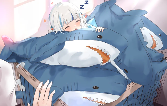 サメの人形を買いに行ったんだけど…人形じゃなくて他の何かが挟まっている。

#gawrt 