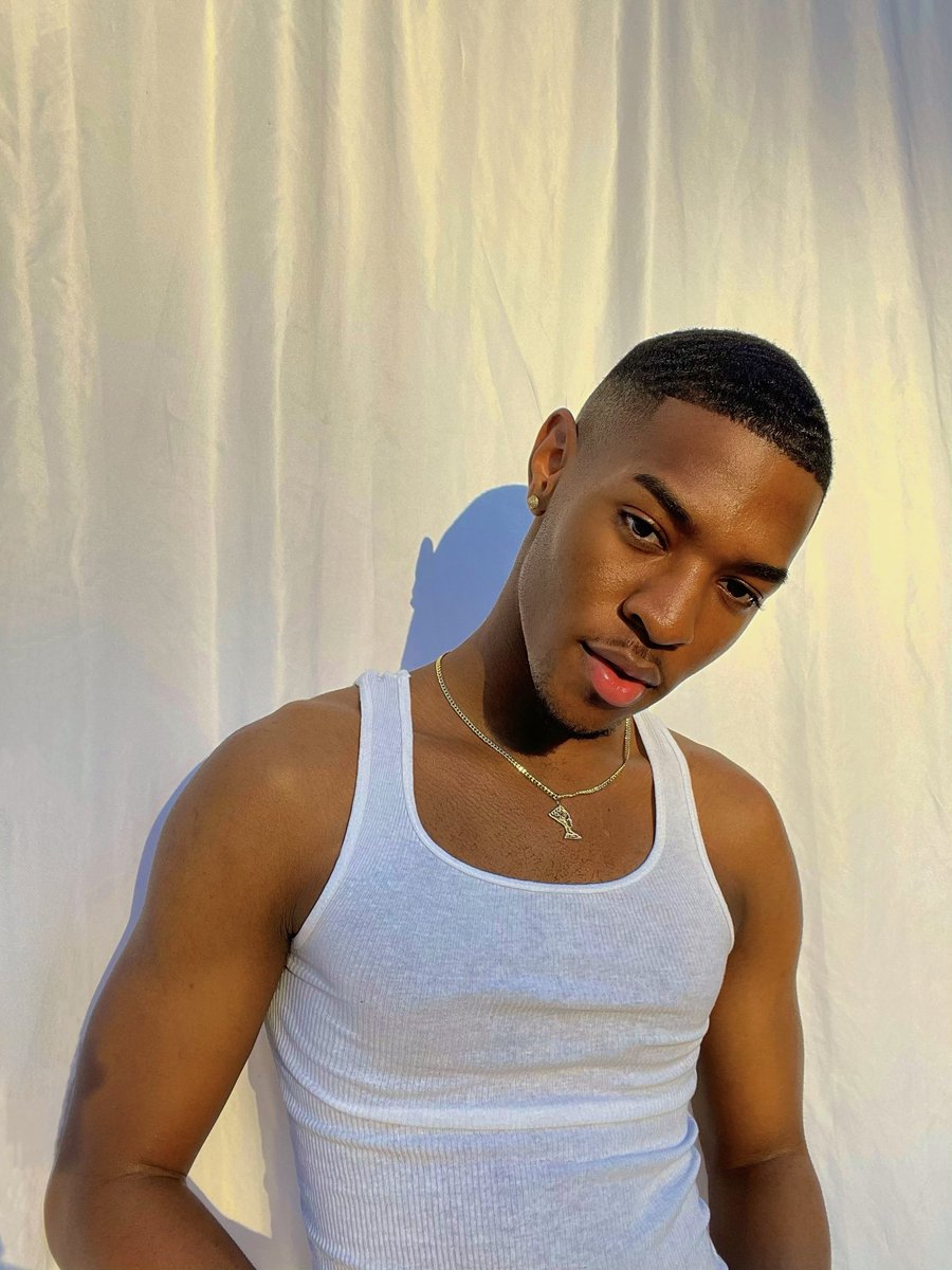 deanth0ny's tweet image. It was golden hour