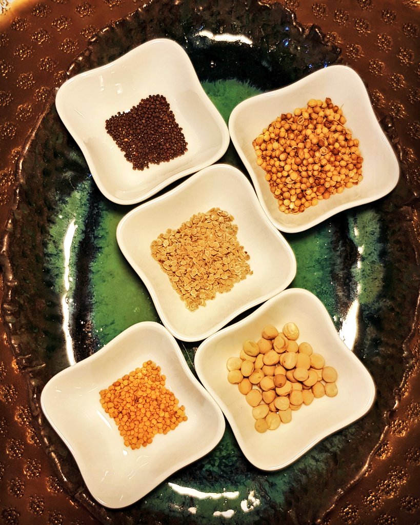 Sahip olduğun tohum kadar özgürsün. 16 Mart 2021 saat 21:⁰⁰ a kadar bu twete RT eden 3  takipçimize görseldeki ATA tohumları çekilişle  hediye ediyoruz.🐞  (Bezelye -  Köy tipi domates - Kişniş   - Kırmızı topak patlıcan  -  Alabaş Turp )