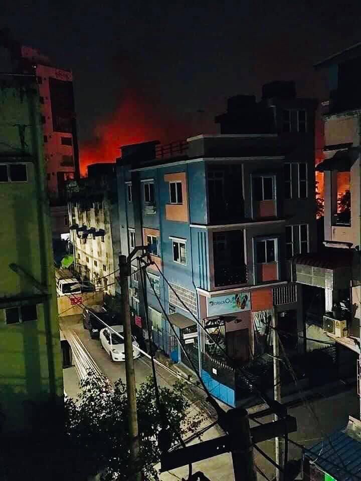 Myanmar Junta set fire on barricades (the civilians made them for their safety) in Thingangyun, Yangon. 

#Mar9Coup
#SaveMyanmar 
#WhatsHappeningInMyanmar
#CrimesAgainstHumanity