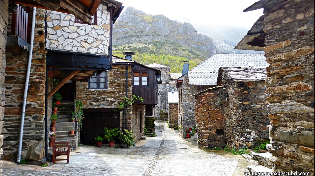 geocappiello's tweet image. #9March #March9 #9Marzo 2021

Peñalba de Santiago
Ponferrada,  Castile and Leó, España 🇪🇸

#PeñalbadeSantiago #Ponferrada #ElBierzo #CastileAndLeó #CastillaYLeòn #Valdueza #Architecture #RuralArchitecture  #ArquitecturaRural #ArchitetturaRurale