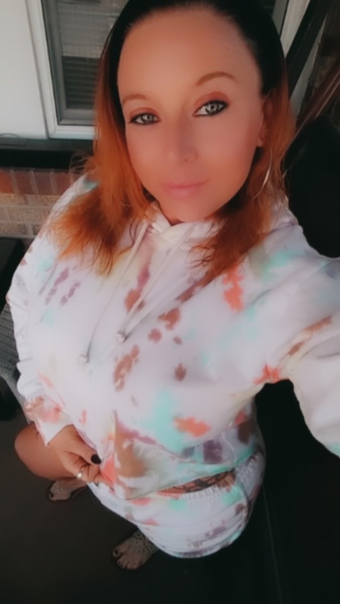 Brittain1980's tweet photo. She speaks art...
With every curve and abstract act...
#justme #speakyourtruth #learningtoloveit #perfectlyimperfect #itiswhatitis #nofilterselfies #sorrynotsorry #thatnaturalglow #curvesfordays #thickthighsandprettyeyes #thatsallmebaby https://t.co/EgzOUB0sCD