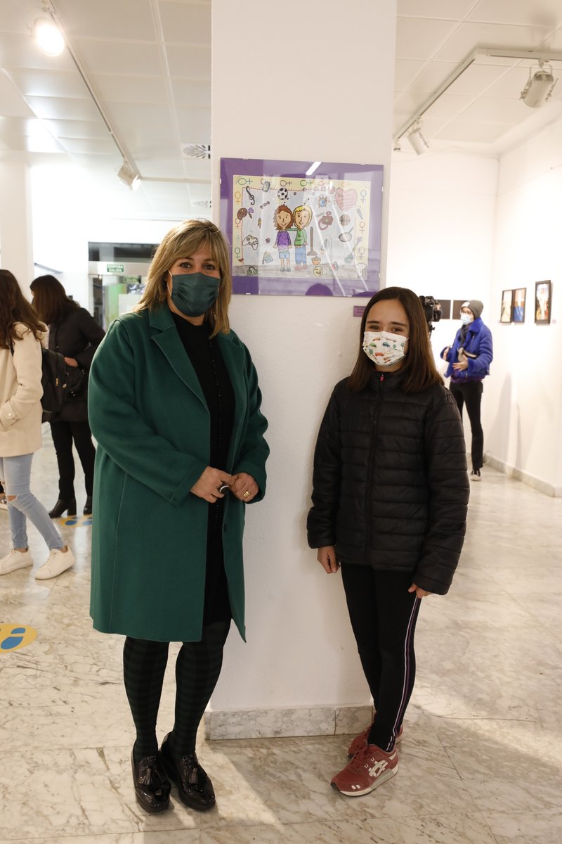 Núria Marín/❤️ (@nuriamarinlh) on Twitter photo Obres d’art de 30 dones i alumnes de 10 instituts #LHospitalet per visibilitzar el paper de les dones i trencar estereotips. L’exposició #Artenfemení a <a href="/elBarradas/">Auditori Barradas</a> és un espai per reflexionar sobre la igualtat de gènere i donar a conèixer el #TalentLH dels més joves #LHFeminisme Obres d’art de 30 dones i alumnes de 10 instituts #LHospitalet per visibilitzar el paper de les dones i trencar estereotips. L’exposició #Artenfemení a <a href="/elBarradas/">Auditori Barradas</a> és un espai per reflexionar sobre la igualtat de gènere i donar a conèixer el #TalentLH dels més joves #LHFeminisme