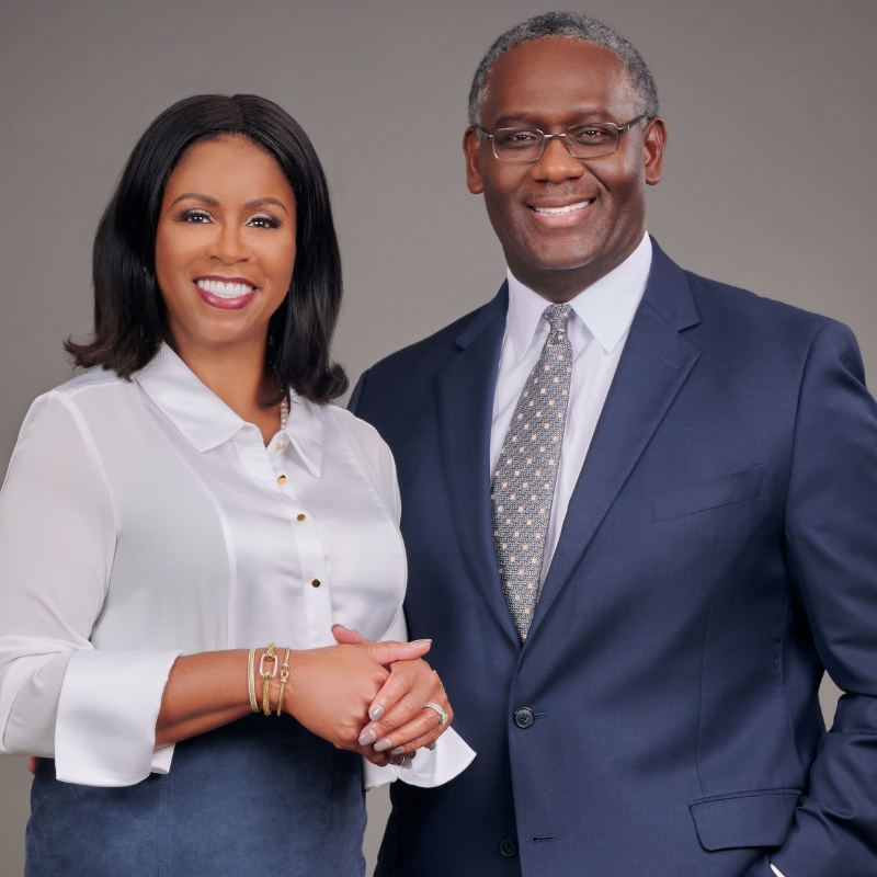 HeartAlabama's tweet photo. Thank you to our 2021 Birmingham Heart Ball Honorees, Tim and Toni Vines! Tim is the president and CEO of @BCBSofAlabama and Toni is the founder of @mdmgodslove. Join us in honoring them this Thursday during our #BhamHeartBall Digital Experience: https://t.co/f6TWun73gs https://t.co/wfqGdlswbZ