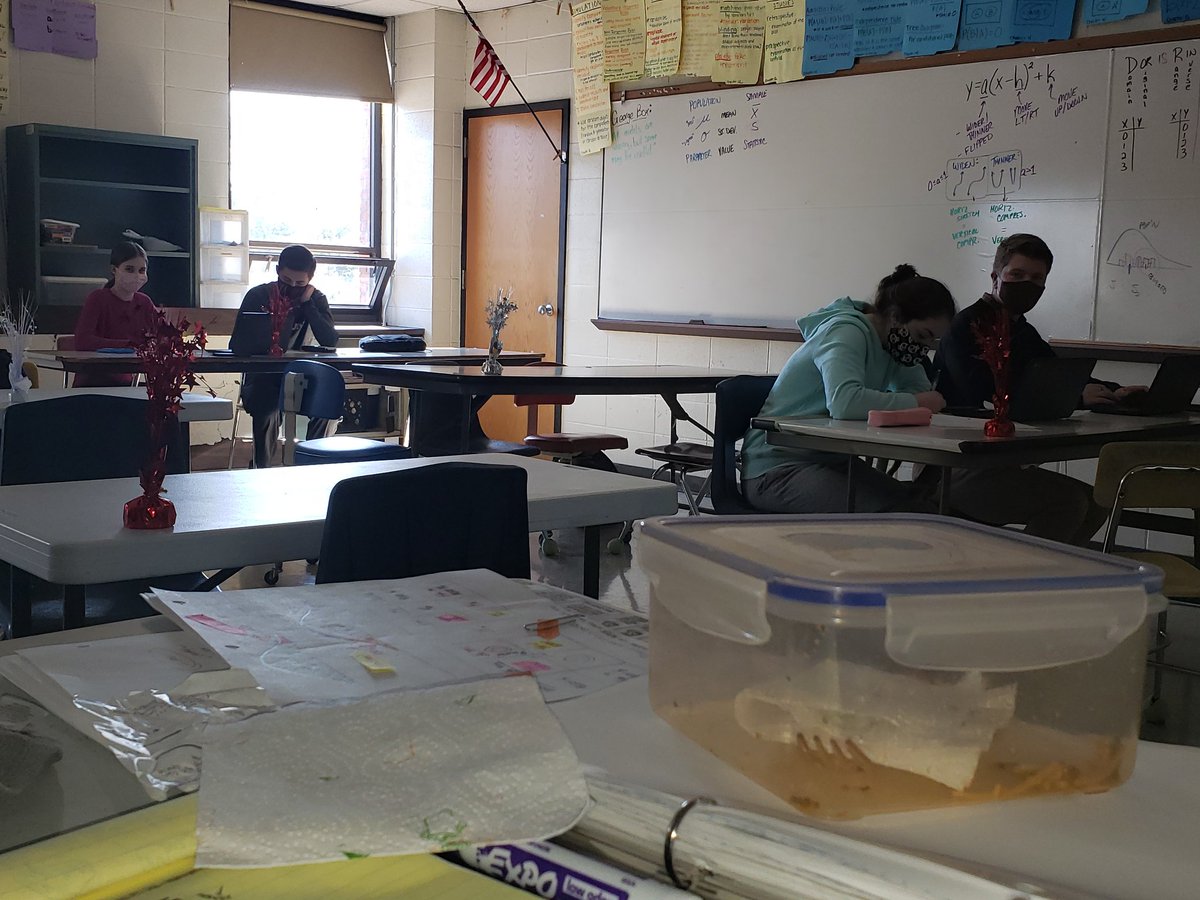 Mathletes at it again! Facing Highlands Latin School in KY. Amazing group of kids! #CHSMathTeam <a href="/CoventryOakers/">Coventry High School</a> #YayMath