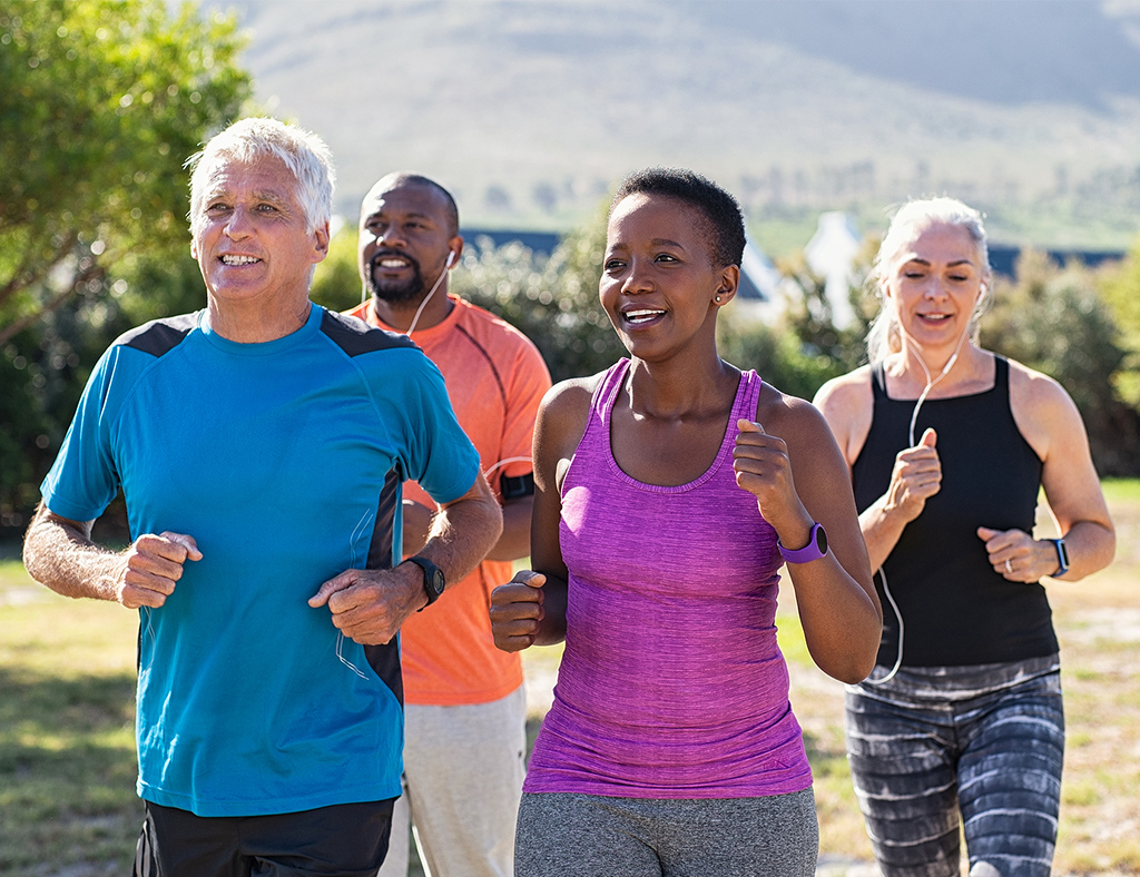 People at average risk usually only need a colonoscopy every 10 yrs. Read about what can raise your risk for #coloncancer bit.ly/3bBK024 or 📞 call (210) 614-1234 to schedule an appt. #ColonCancerAwareness #ScreeningsSaveLives