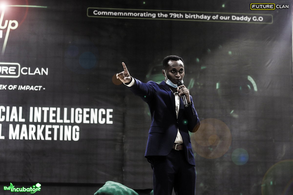 theincubator_ng's tweet photo. it was a wonderful inspire section with pastor Ayotunde
#incubatorng
#futureclan
#futurecan79
#eaa79 https://t.co/zIlz4MRh4e