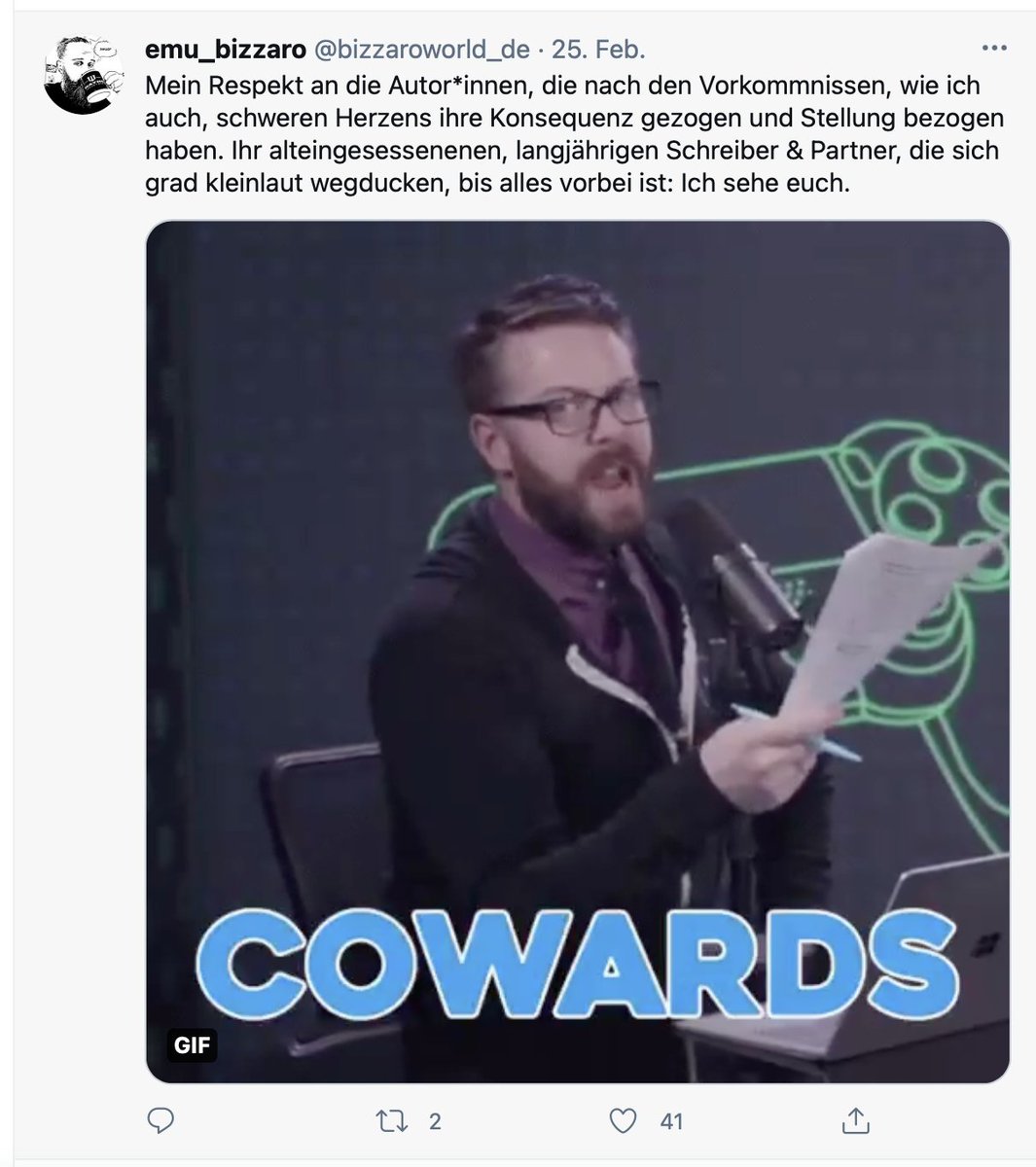 ComicsHydra's tweet photo. Vorher war man in Sachen #Comixene nicht so harmoniebedürftig. Vorher hat man jeden beschimpft, der nicht sofort das höhe Lieder d. #Zensur gesungen hat.

Schön, wie sich @bizzaroworld_de selbst Respekt zollt. 😂

Das sind die Vertreter des #GratisMut. https://t.co/Auxnwq39la