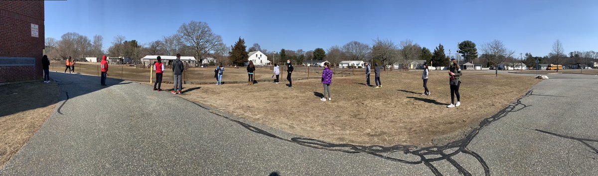 61 degrees calls for a walking mask break!! 🌞