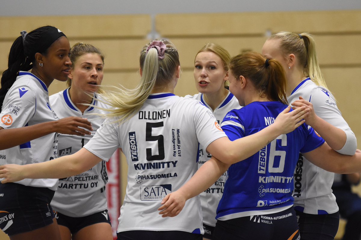 Johan oli Playoff -ottelu!💙💛

Loistavia otteita molemmilla puolilla verkkoa😊

Ensimmäisen Playoff -ottelun voitto LP Viestille 3-1 (26-24, 25-12, 21-25, 25-22)

Seuraava ottelu pelataan Huittisissa torstaina 11.3.2021 klo 18.30🔥

<a href="/mestaruusliiga/">Mestaruusliiga</a> 
<a href="/huittinen/">Marina Semchenko</a>