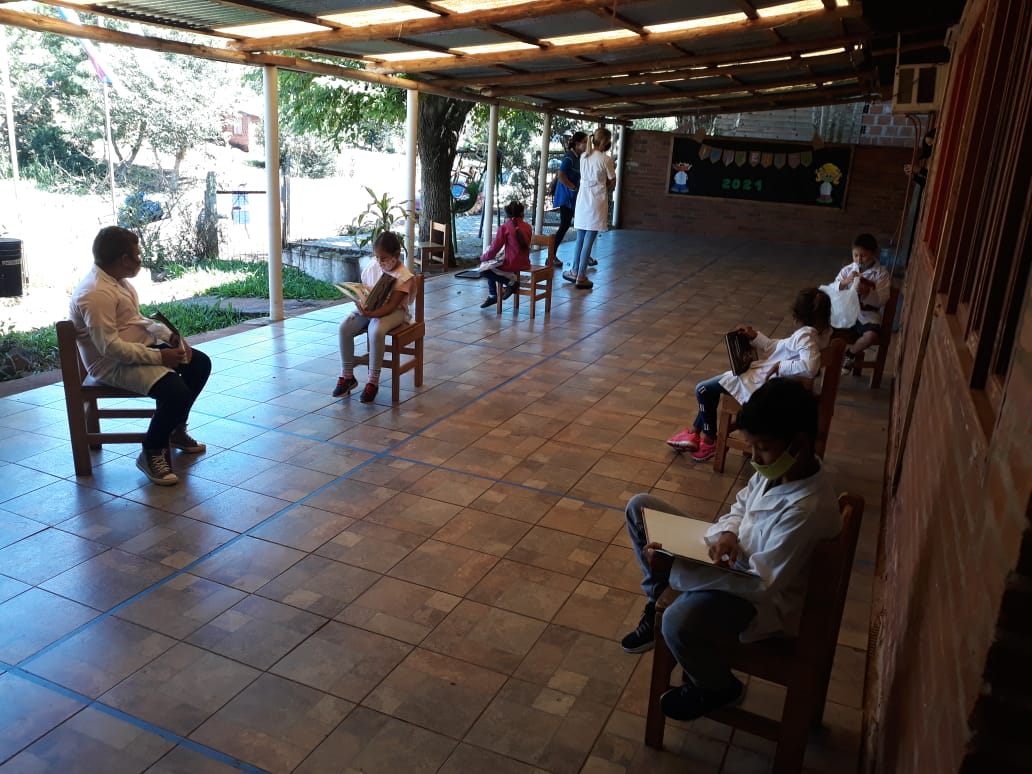 Laura_Noremberg's tweet photo. #Escuela520 Presente 💪
#9DeJulio #VueltaAClases 
Exitoso Ciclo Lectivo Bella Comunidad Educativa 💗
@misioneseduca @miguel_sedoff @linares_cielo @direcciondeTIC @CGEMisiones @EdMedera https://t.co/huLqF5ZgZb
