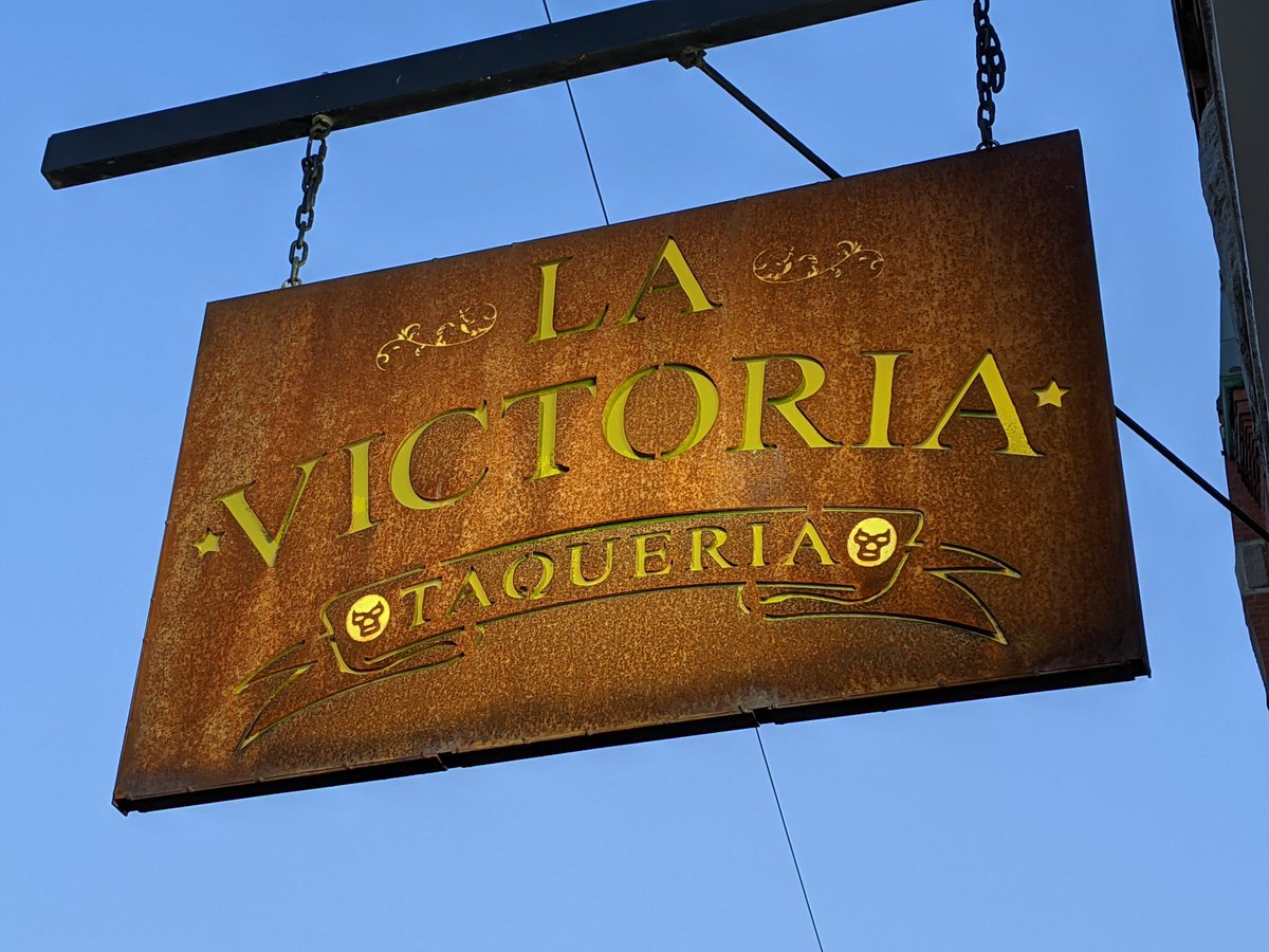 .@LaVictoriataco in Beverly, MA 🌯 | #BeverlyMA #MexicanFood #MexicanStreetFood