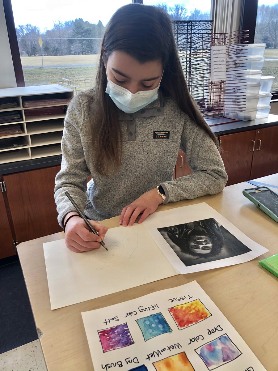 NBCArt's tweet photo. Senior Matt Klusman and freshman Abbigail Duffy learned new methods to sketch their portraits in Art 1 today @EmerMatt @nbcsuper @nbc_hsprincipal https://t.co/8IvHHZZIen