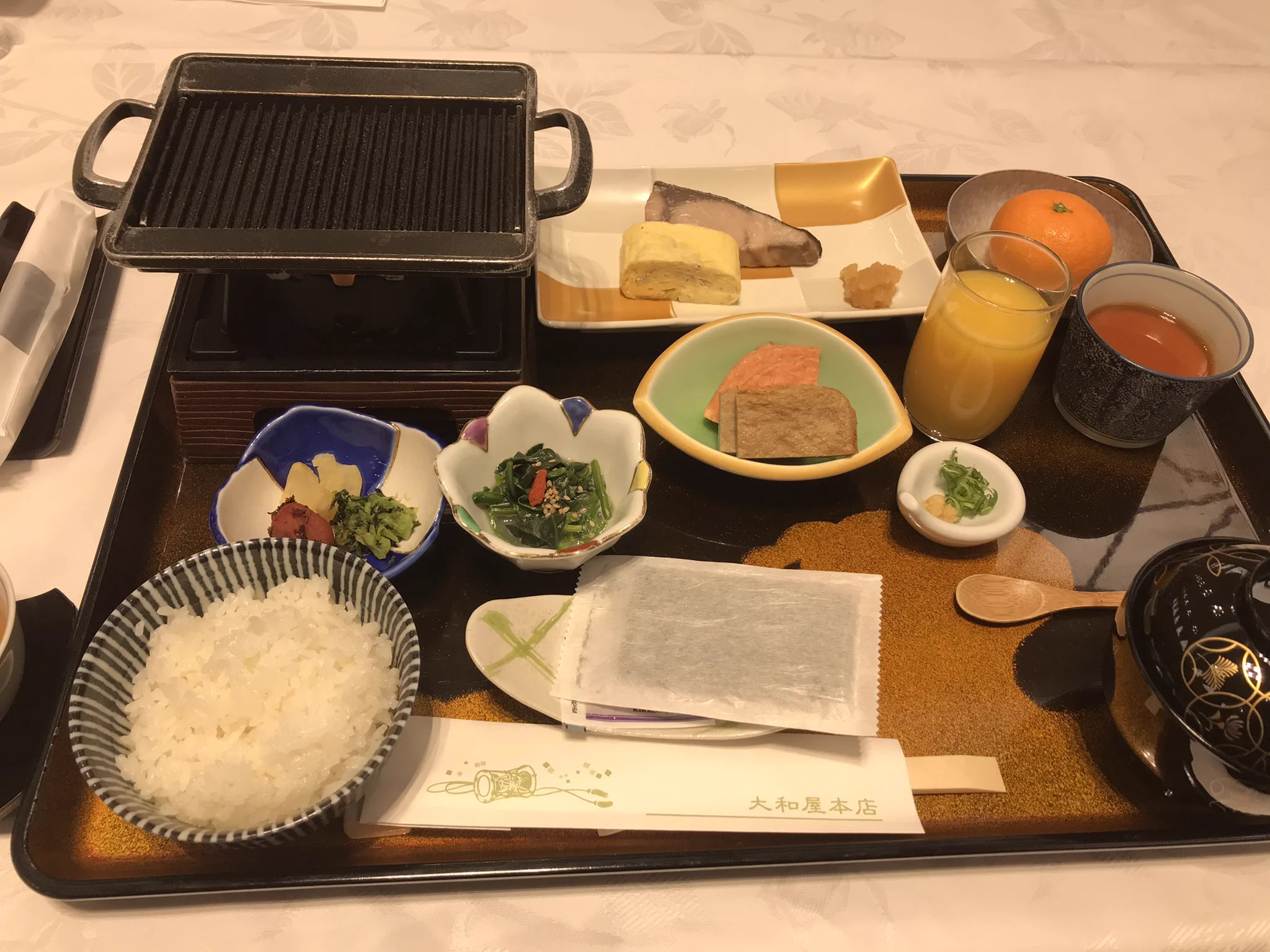 @wakadanna_coo あと足湯があること、能体験出来る、朝食夕食が美味いも追加でお願いします 