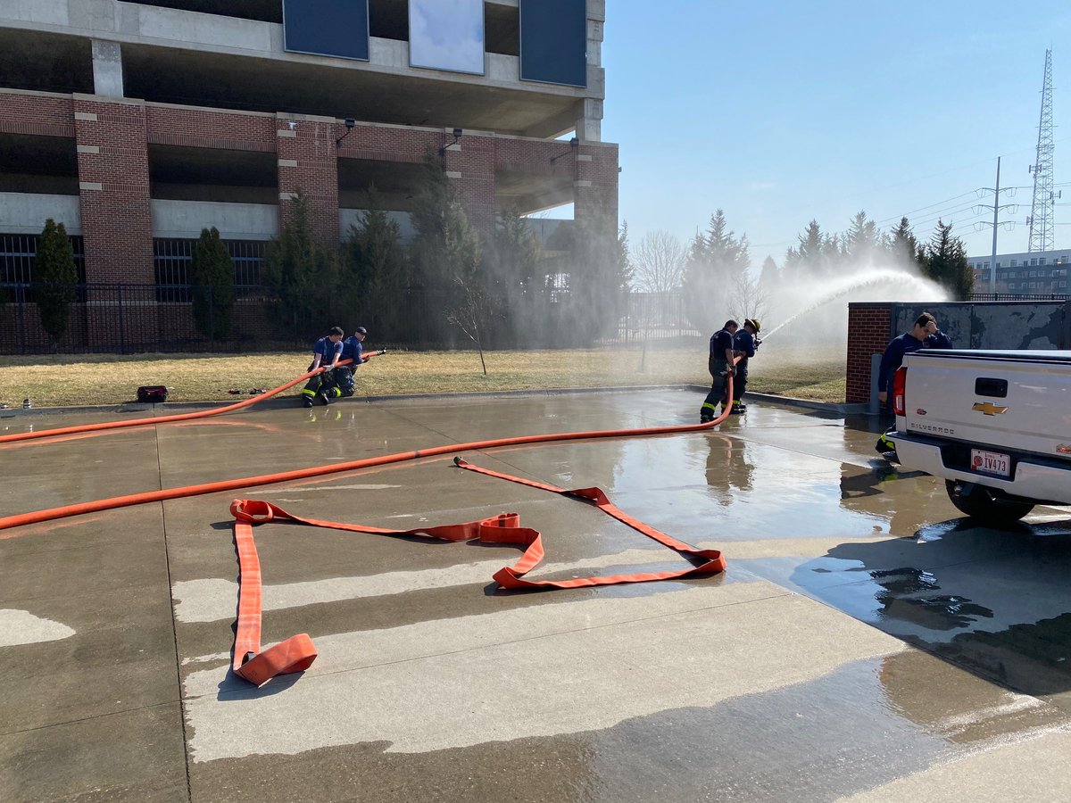 DSMFireDept's tweet photo. Station 1 getting some #highrise #standpipe work in today - enjoying the sun and beautiful weather and #preparing for that high-risk low-frequency event #PRVs https://t.co/KGqQZ7PrjY