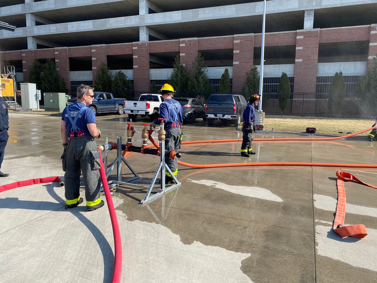 DSMFireDept's tweet photo. Station 1 getting some #highrise #standpipe work in today - enjoying the sun and beautiful weather and #preparing for that high-risk low-frequency event #PRVs https://t.co/KGqQZ7PrjY