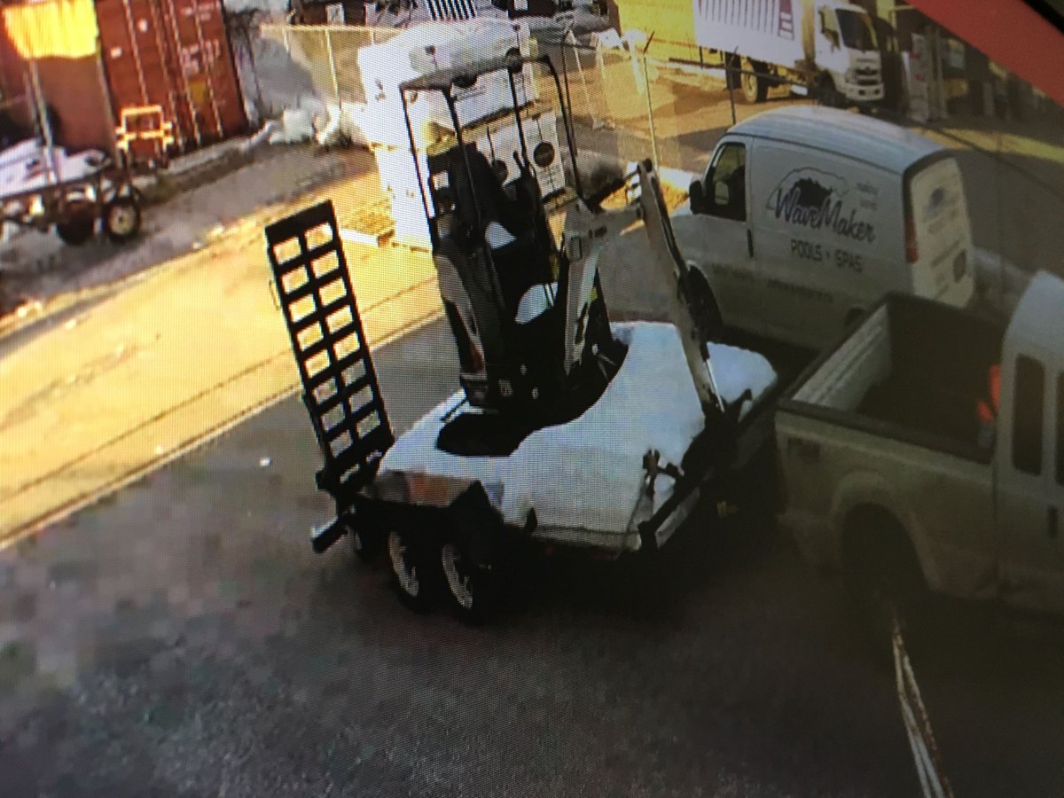 OPP Central Region (@opp_cr) on Twitter photo Theft of construction equipment. March 6, this male drove a white Ford F350 into a locked compound and stole a flatbed trailer and bobcat excavator from a business in <a href="/SevernTownship/">Township of Severn</a>. If you recognize the suspect or truck, please call #OrilliaOPP at 1-888-310-1122 <a href="/CrimeSDM/">Crime Stoppers SDM</a> ^td Theft of construction equipment. March 6, this male drove a white Ford F350 into a locked compound and stole a flatbed trailer and bobcat excavator from a business in <a href="/SevernTownship/">Township of Severn</a>. If you recognize the suspect or truck, please call #OrilliaOPP at 1-888-310-1122 <a href="/CrimeSDM/">Crime Stoppers SDM</a> ^td