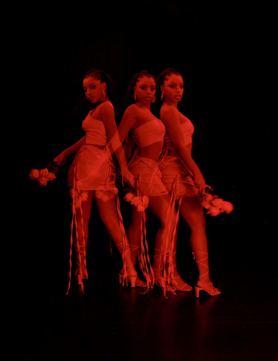 ChloeBailey's tweet photo. good things come in threes 🌹 https://t.co/8h5ezNEQi1