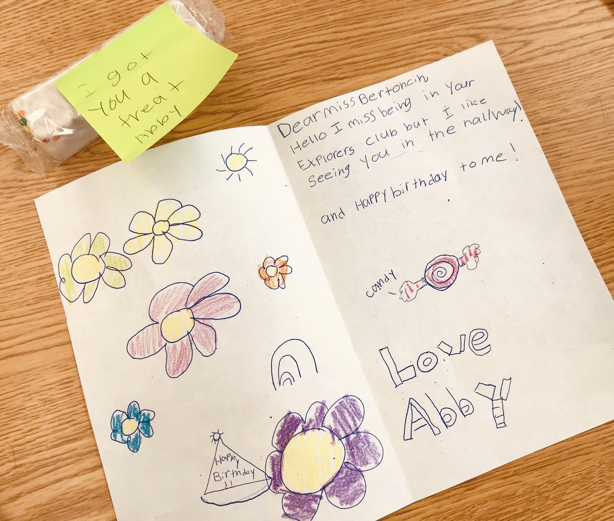 One of my little ones from last year brought me a card and treat on her own birthday today 😌🧁Cannot get much cuter than that. 
#choosekindness
#thelittlethings 
#candyhints