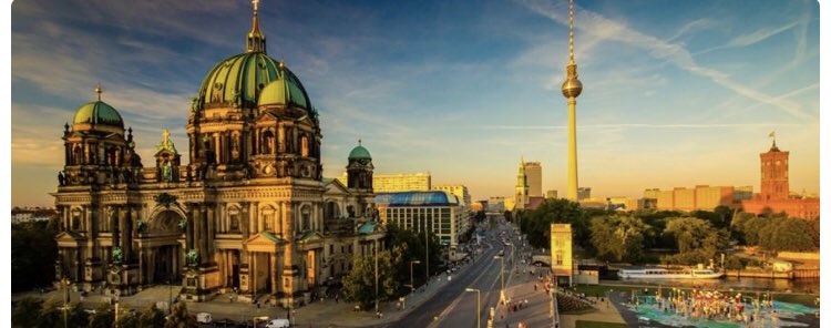 hapbaumann's tweet photo. @MissGeorgieJW Hello from Berlin, Germany! https://t.co/2lexRC35zm