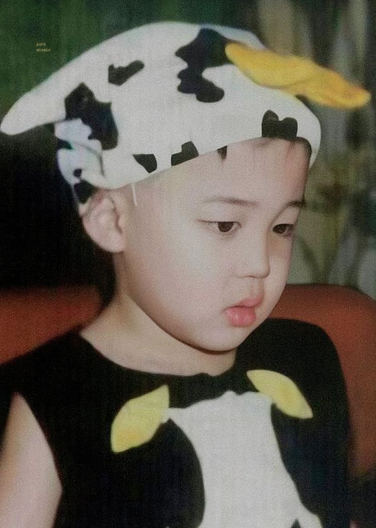 tiny_bts1's tweet photo. End of thread...! He really is the duality king😫😅😚😩💆🏻‍♂️👯 https://t.co/YrV0hFzwL9