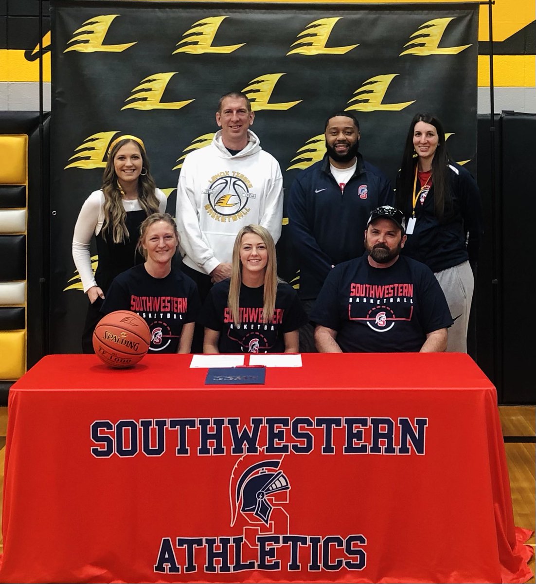 Excited to announce the signing of <a href="/Cassidy78154050/">Cassidy Nelson</a> from @LENOXBASKETBALL A great athlete that will bring good intensity on both ends of the court. Welcome to the family!