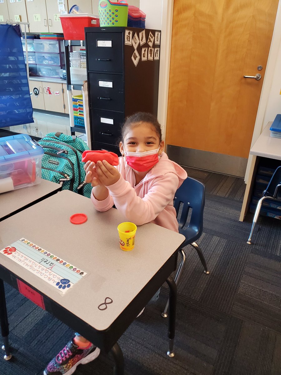 Kim Sanders tweet media