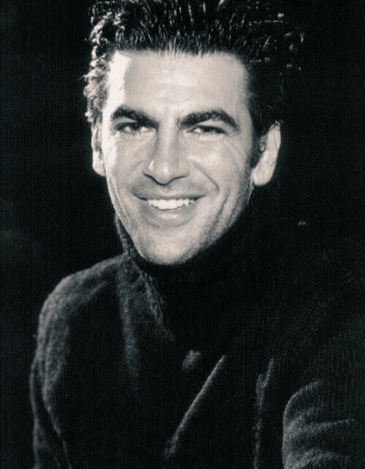 ‘Zamanı gelince belki konuşurum’ demiştin... Keşke konuşsaydın, hiç susmasaydın. Rest in Peace #karahançantay