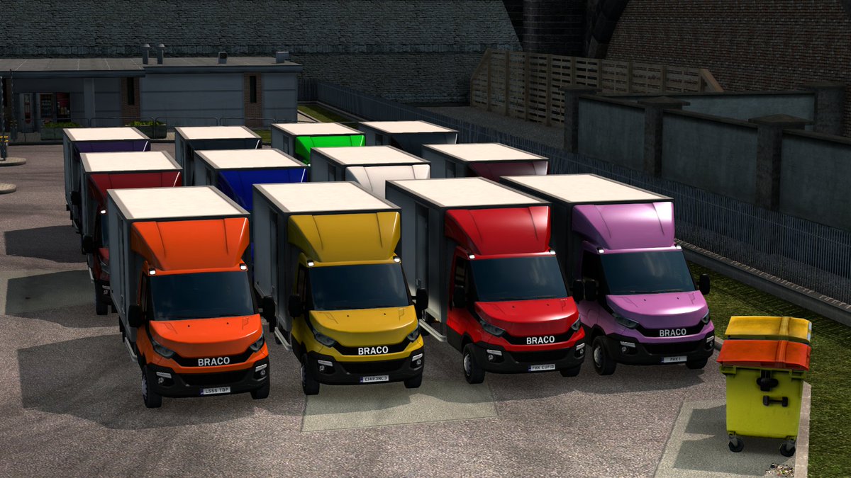 MrAndeh's tweet image. Had a great time with the @PhoenixVTC gang on our Braco convoy this evening, the sight of our multicoloured delivery vans heading from Poland to the UK must have been a sight to behold, thanks @TruckersMP for adding the new alternating vehicles to the game! #EuroTruckSimulator2