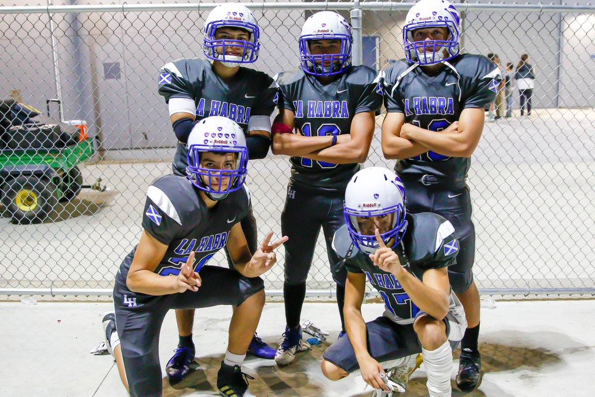 Edgar_Serrano8's tweet photo. 2019 Season #lhhighlanders @LaHabraHS https://t.co/jznjoleXzt