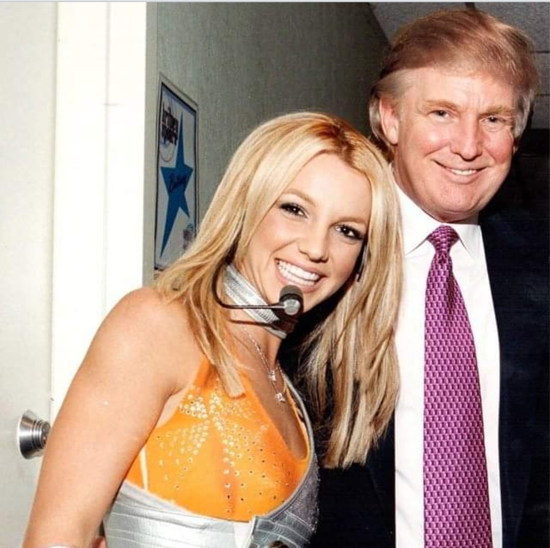BritneyGoc's tweet photo. TODAY IS A GREAT DAY OMG, WE MADE IT, KEEP THE PRESSURE #MakeFreedomGreatAgain #FreeBritney ❤ https://t.co/rwf2Sh2SrK